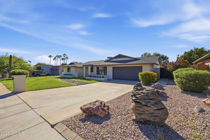 Property Photo:  2431 E Desert Cove Avenue  AZ 85028 