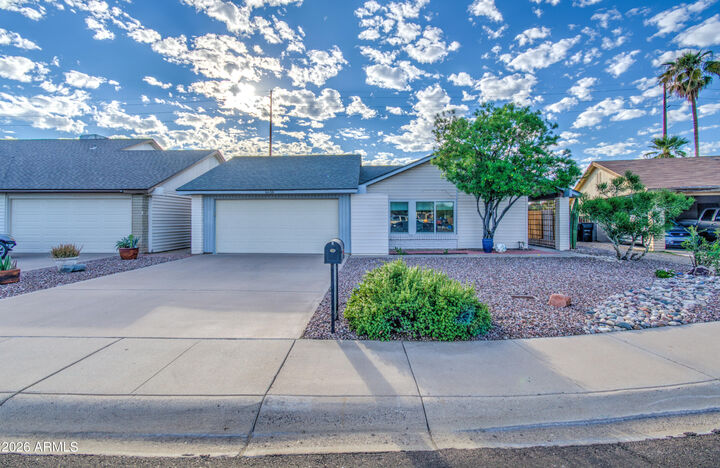 Property Photo:  6638 S 40th Place  AZ 85042 