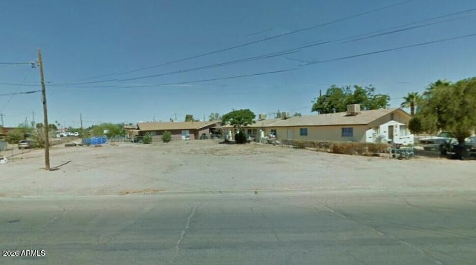 Property Photo:  810 N Myers Boulevard 20  AZ 85131 