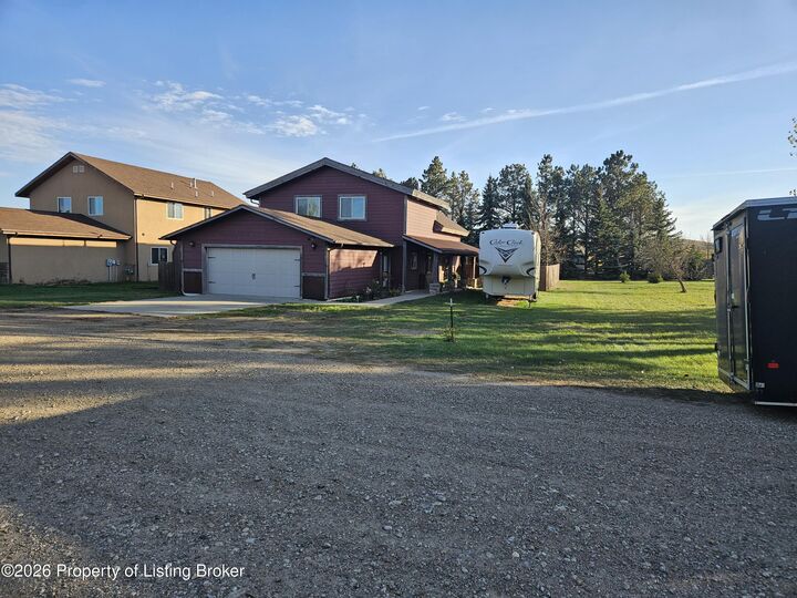 Property Photo: 665 Cliff Street ND 58630