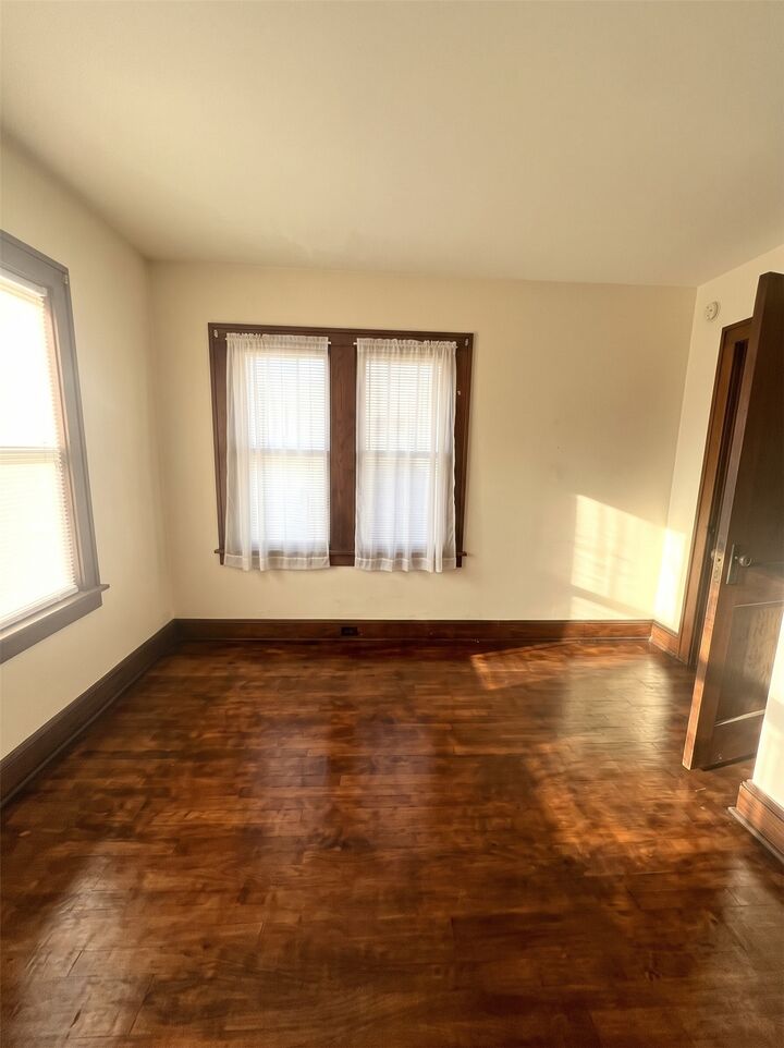 Property Photo:  65 Lake Ave 1A  NY 13905 
