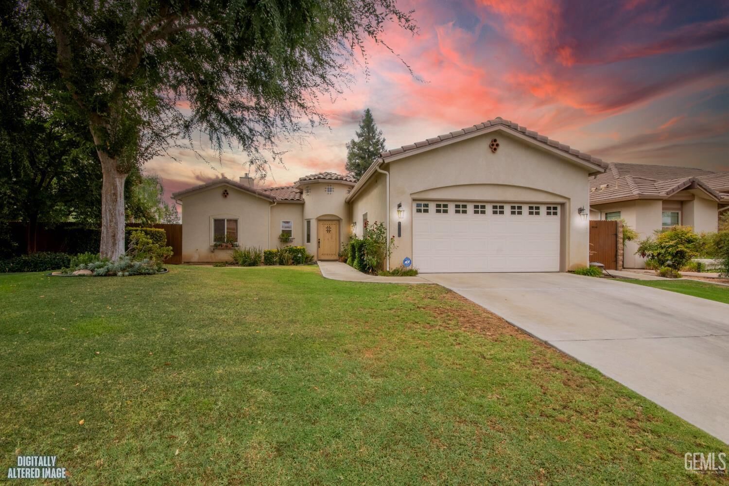 Property Photo:  6313 Bellorita Drive  CA 93306 