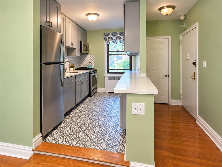 Property Photo:  125 Ocean Avenue 5D  NY 11225 