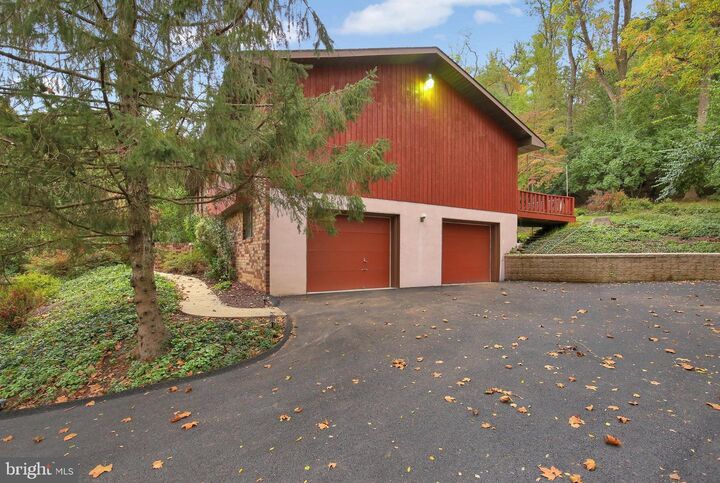 Property Photo: 340 Mountain View Road PA 19607