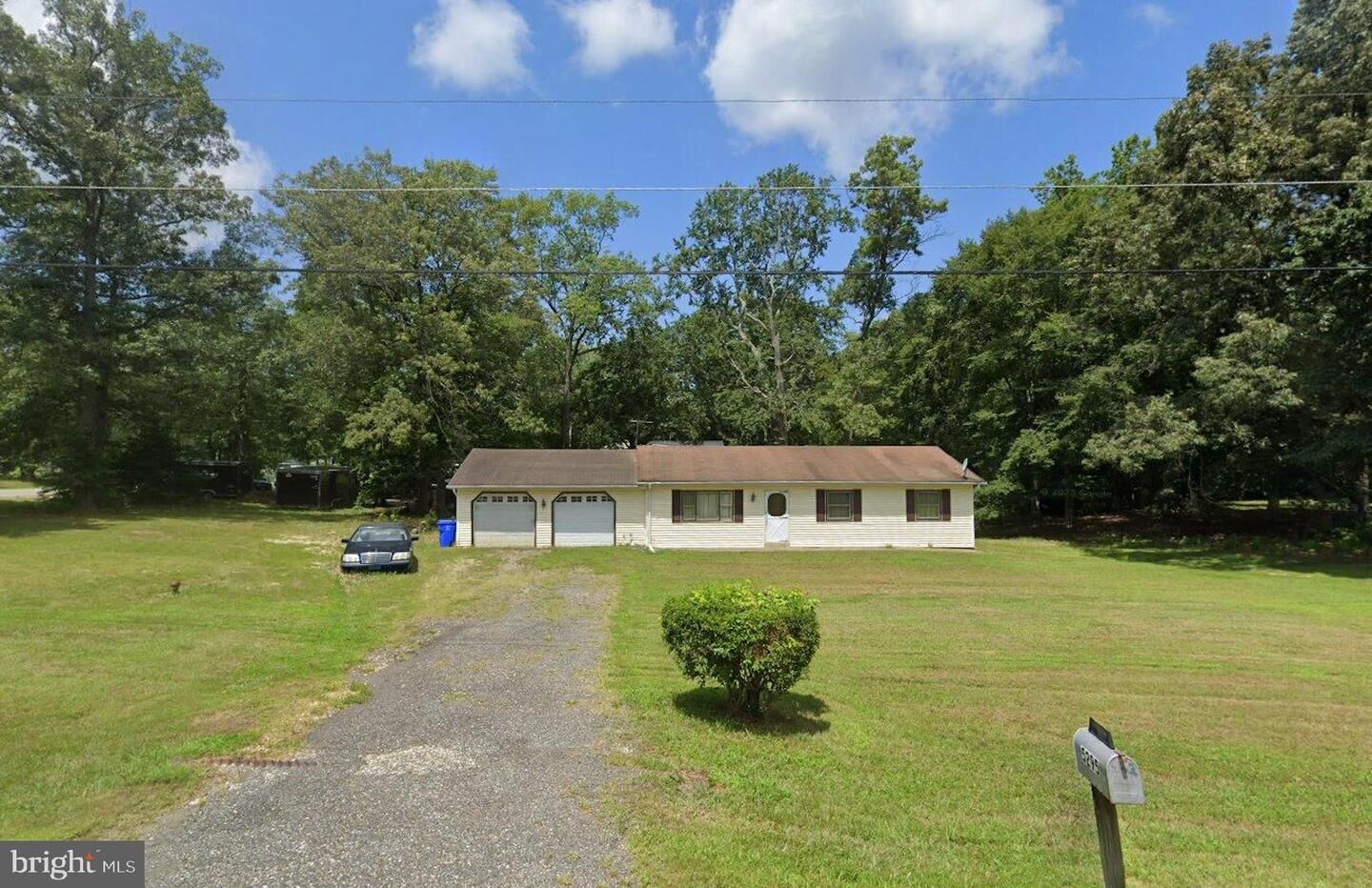 Property Photo: 5295 Holly Street MD 20640