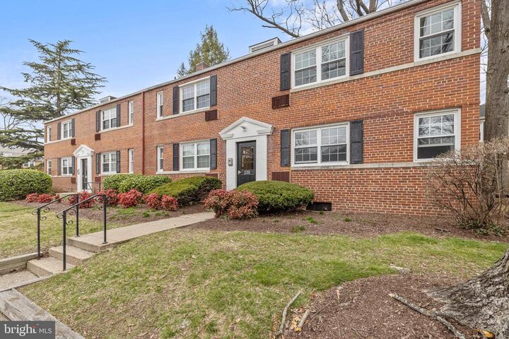 Property Photo:  235 N George Mason Drive 235-4  VA 22203 