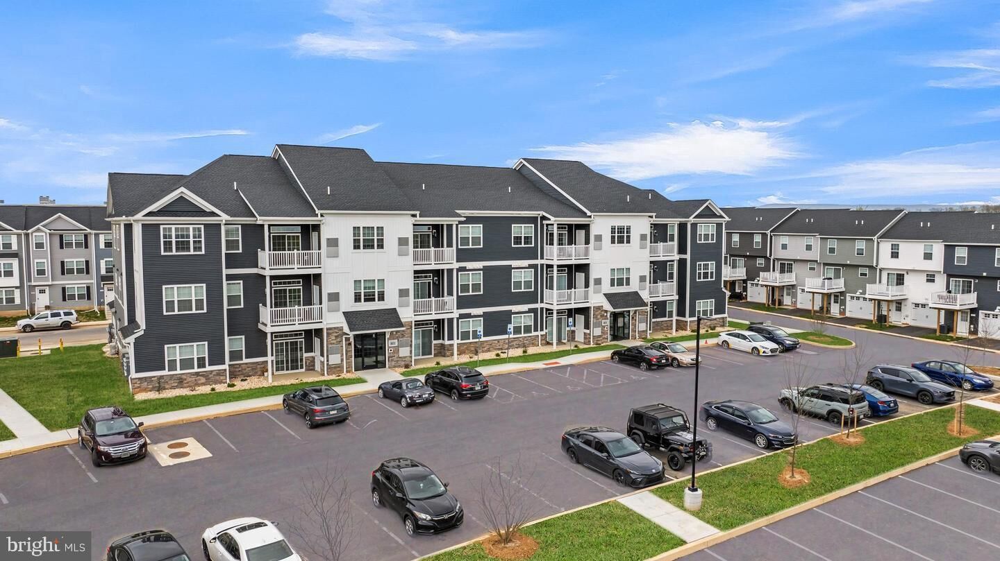 Property Photo: 960 Setting Sun Ln 08-108 PA 17201