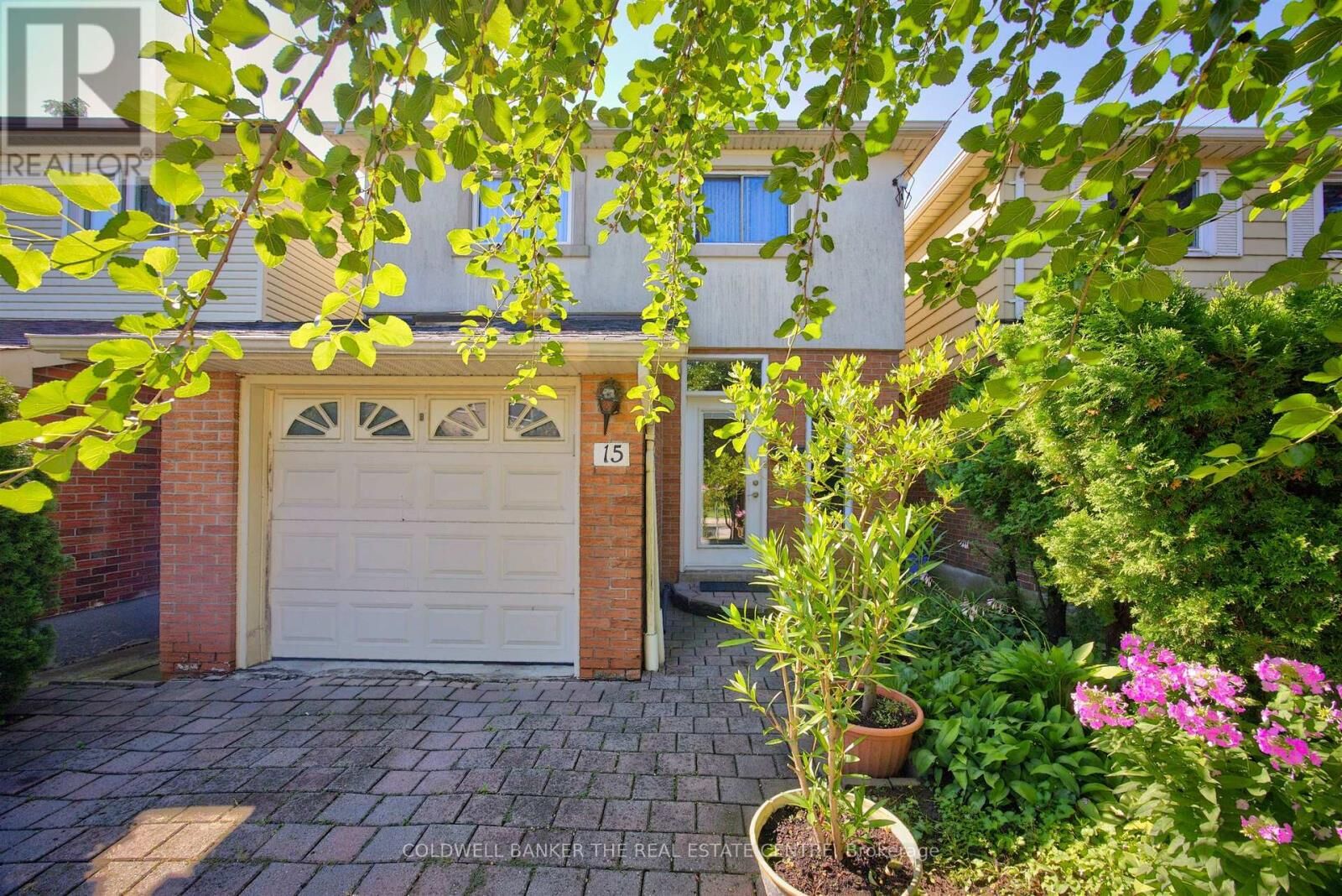 Property Photo: 15 Craiglee Drive ON M1N 2L7