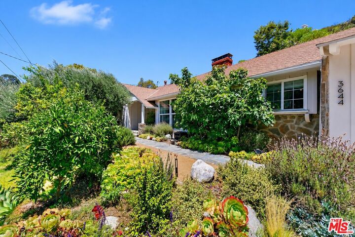 Property Photo:  3644 Goodland Ave  CA 91604 