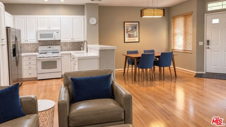 Property Photo:  17981 Lost Canyon Rd, Unit 108  CA 91387 