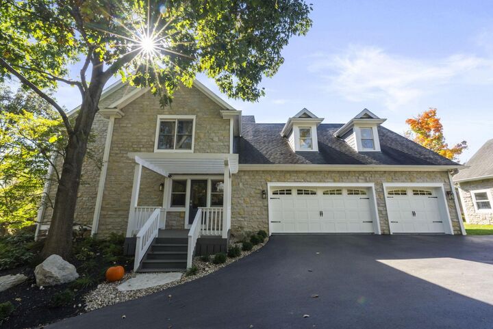 Property Photo: 9776 Erin Woods Drive OH 43017
