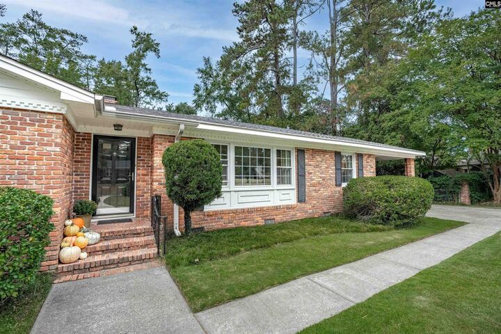 Property Photo: 1555 Shady SC 29206