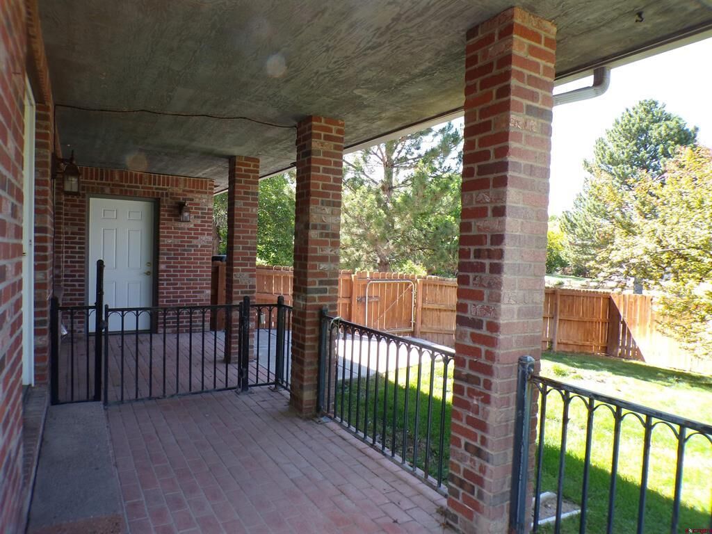 Property Photo: 632 S Surrey Court CO 81507