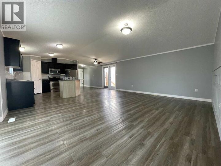 Photo de la propriété:  5308 57 Street  AB T9V 2A3 