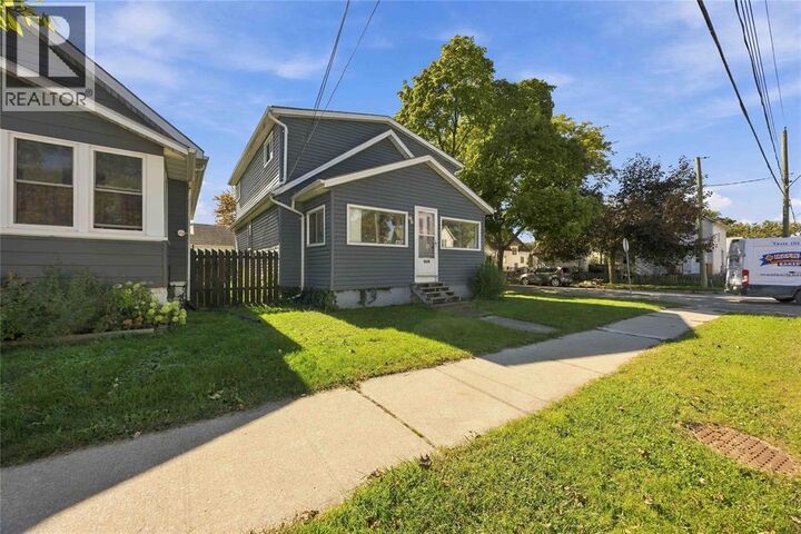 Property Photo:  463 Confederation Street  ON N7T 2B5 