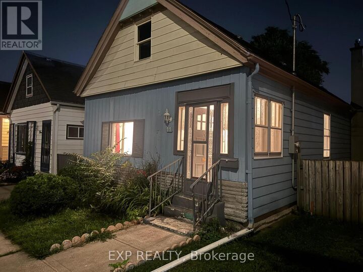 Property Photo: 11 Rathmine Street ON N5Z 1Z2