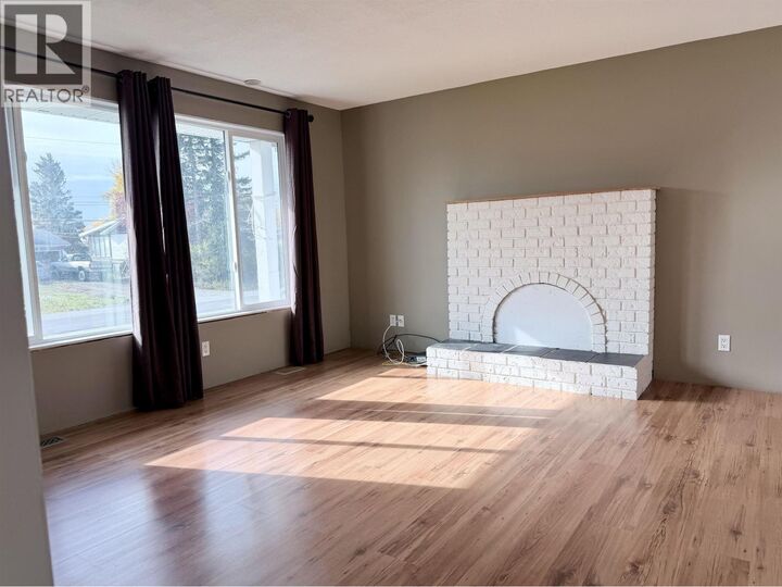 Property Photo:  542 Dogwood Street  BC V0J 1P0 