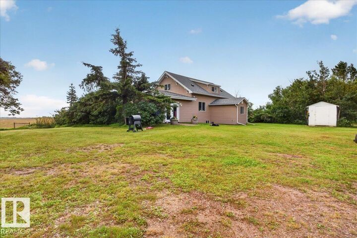Property Photo: 543069 Range Road 191 AB T0B 0W0