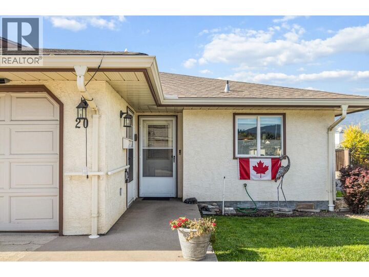 Property Photo: 151 8 Avenue Southwest 20 BC V1E 1B9