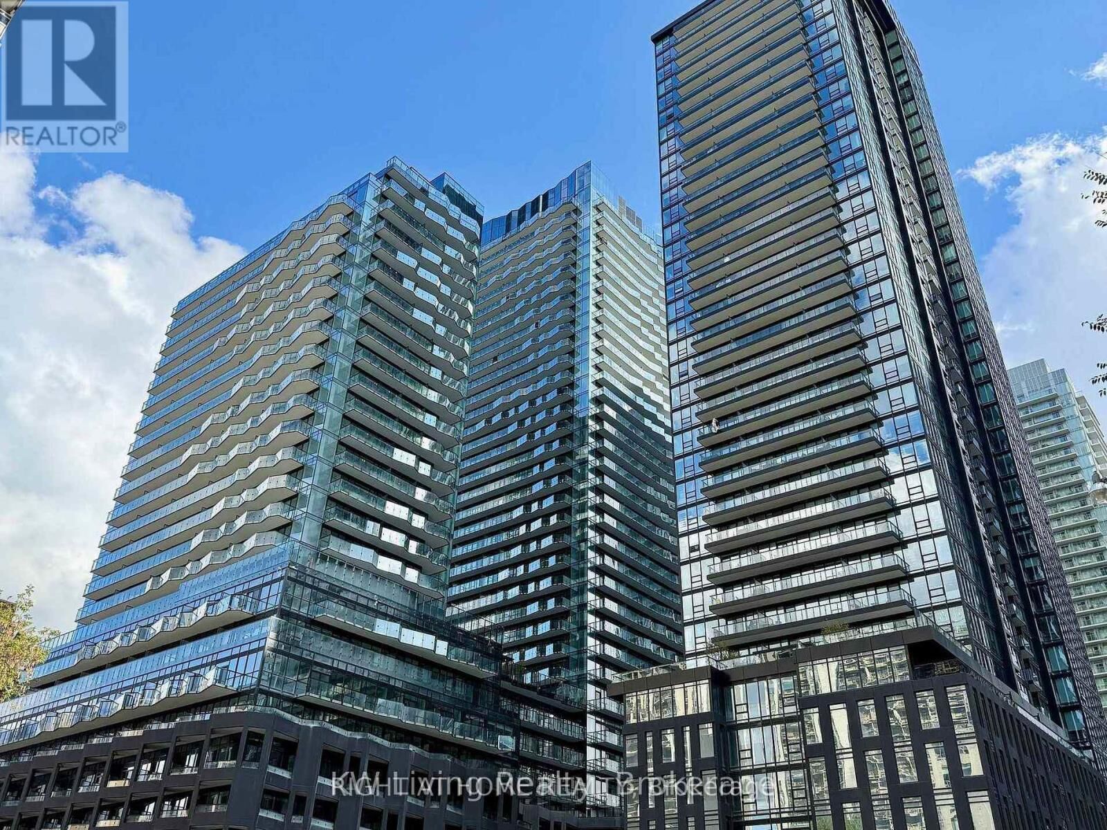 Property Photo:  110 Broadway Avenue 513  ON M4P 1V7 