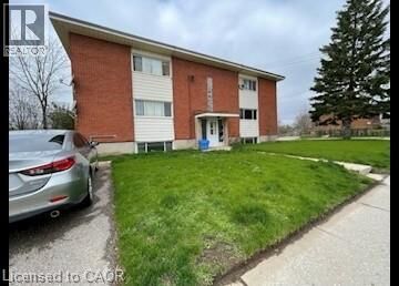 Property Photo:  142 Fourth Avenue 1  ON N2C 1P1 