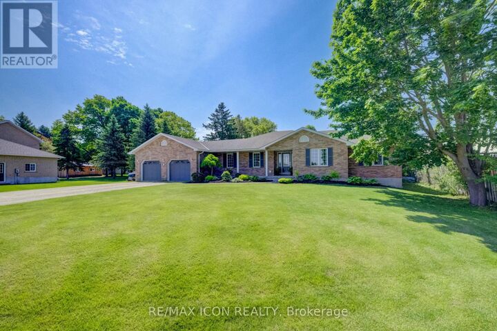 Property Photo: 540 Sligo Road West ON N0G 2L1