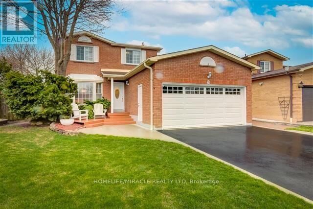 Property Photo:  8 Willowcrest Court  ON L6X 3K9 