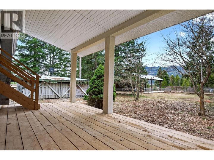 Property Photo:  1297 Thompson Drive  BC V0E 1N2 
