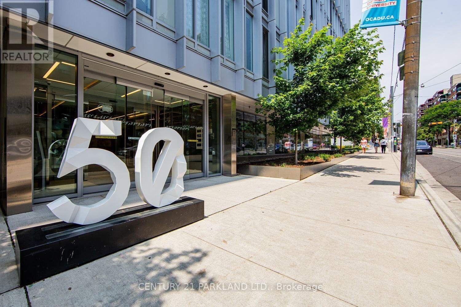 Property Photo:  50 McCaul Street 607  ON M5T 1V9 