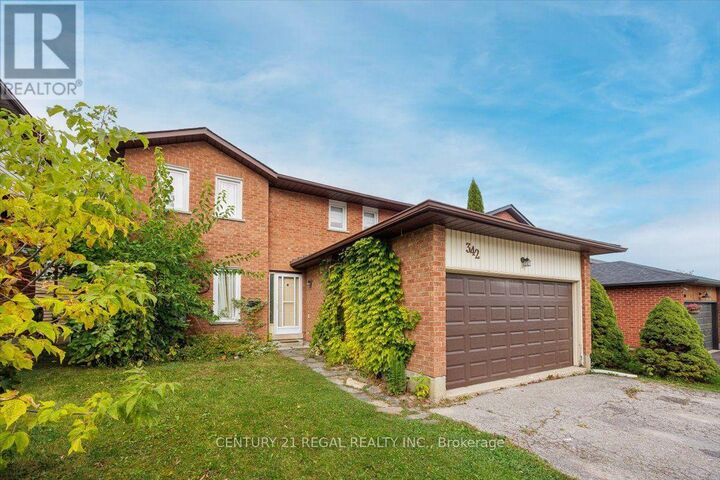 Property Photo: 342 Hickling Trail ON L4M 5Z7