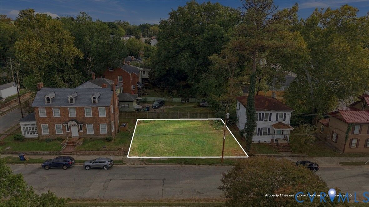 Property Photo:  218 E Fillmore Street  VA 23803 