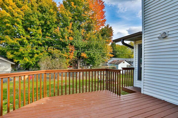 Property Photo: 1433 N 16th Avenue WI 54401