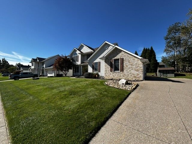 Property Photo:  2536 Wintergreen Drive  PA 16510 