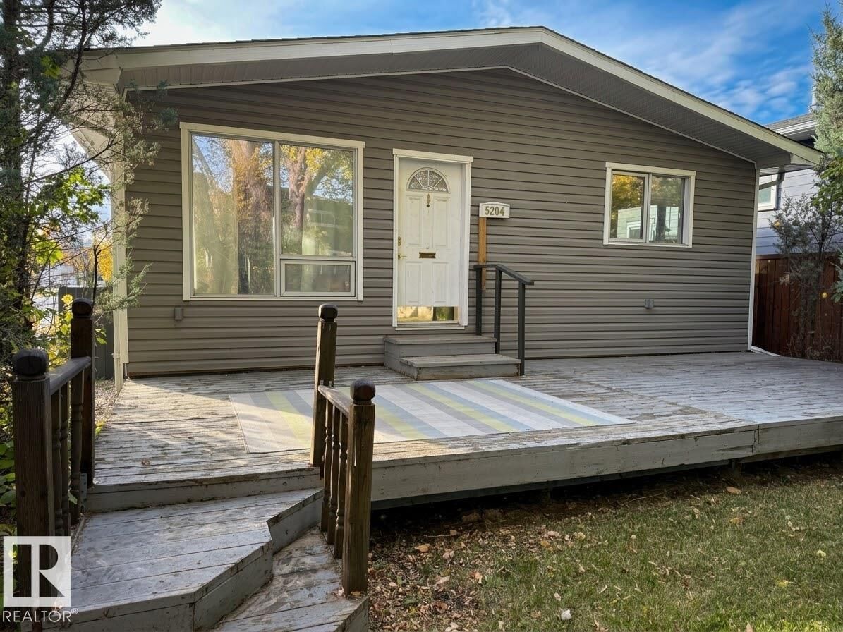 Property Photo:  5204 112 Avenue NW  AB T5W 0N5 