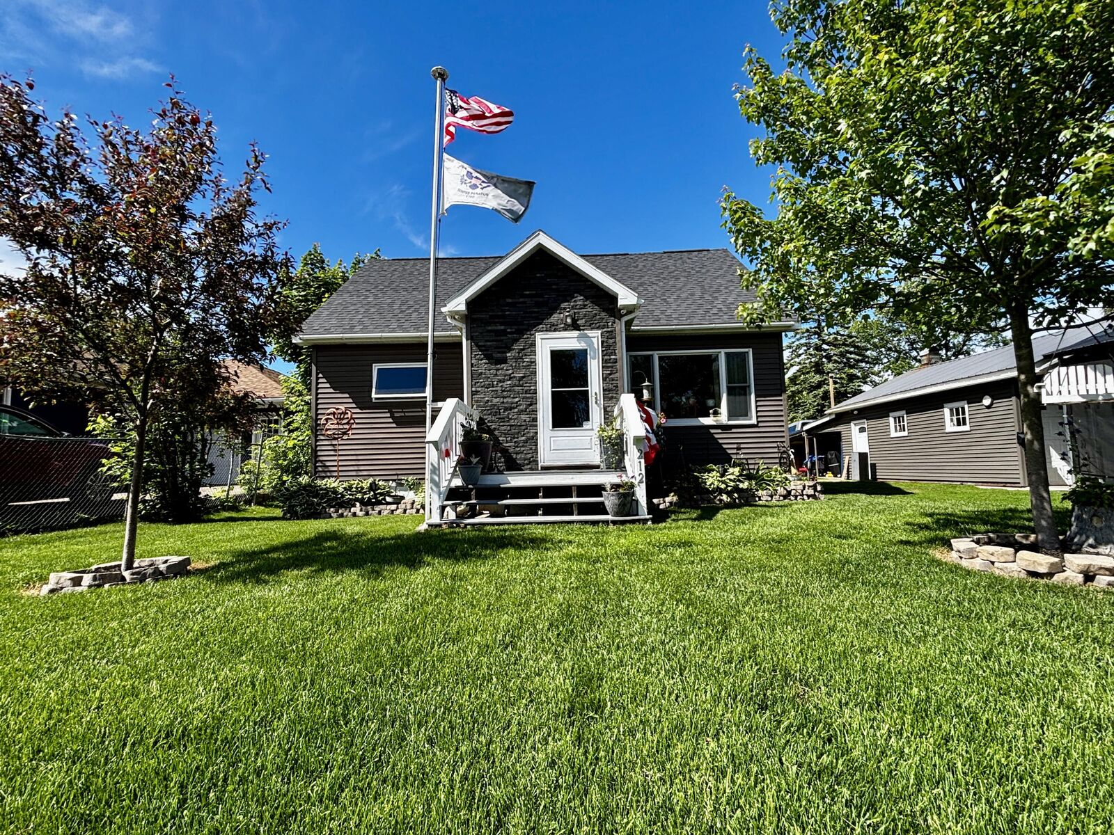 Property Photo:  212 W 9th Ave  MI 49783 