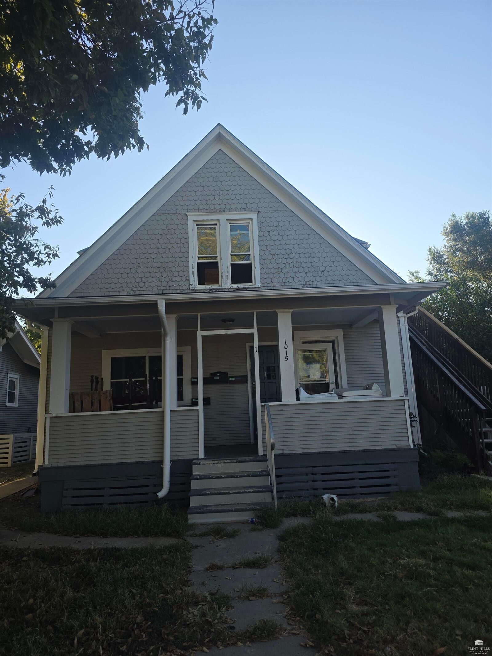 Property Photo: 1015 S Santa Fe KS 67401