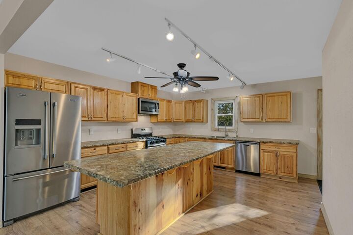 Property Photo:  220 Cedar Avenue S  MN 55389 