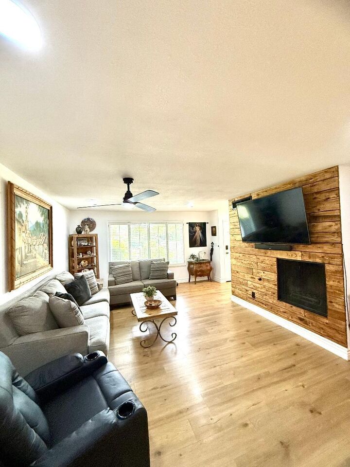 Property Photo: 4902 N Sequoia Drive 104 CA 93705