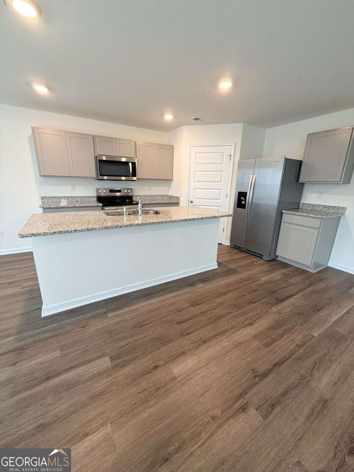 Property Photo: 214 Coastal Drive 214 GA 30666
