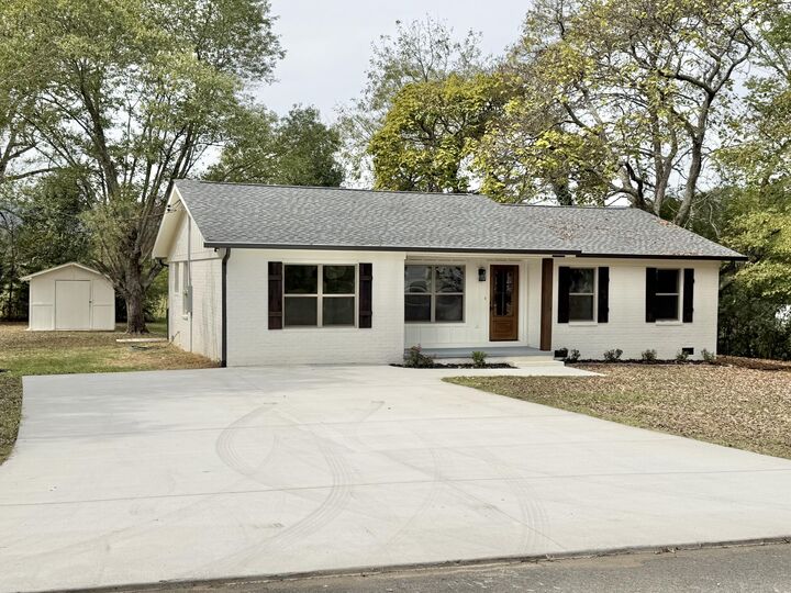 Property Photo: 344 Woodmont Drive TN 37397