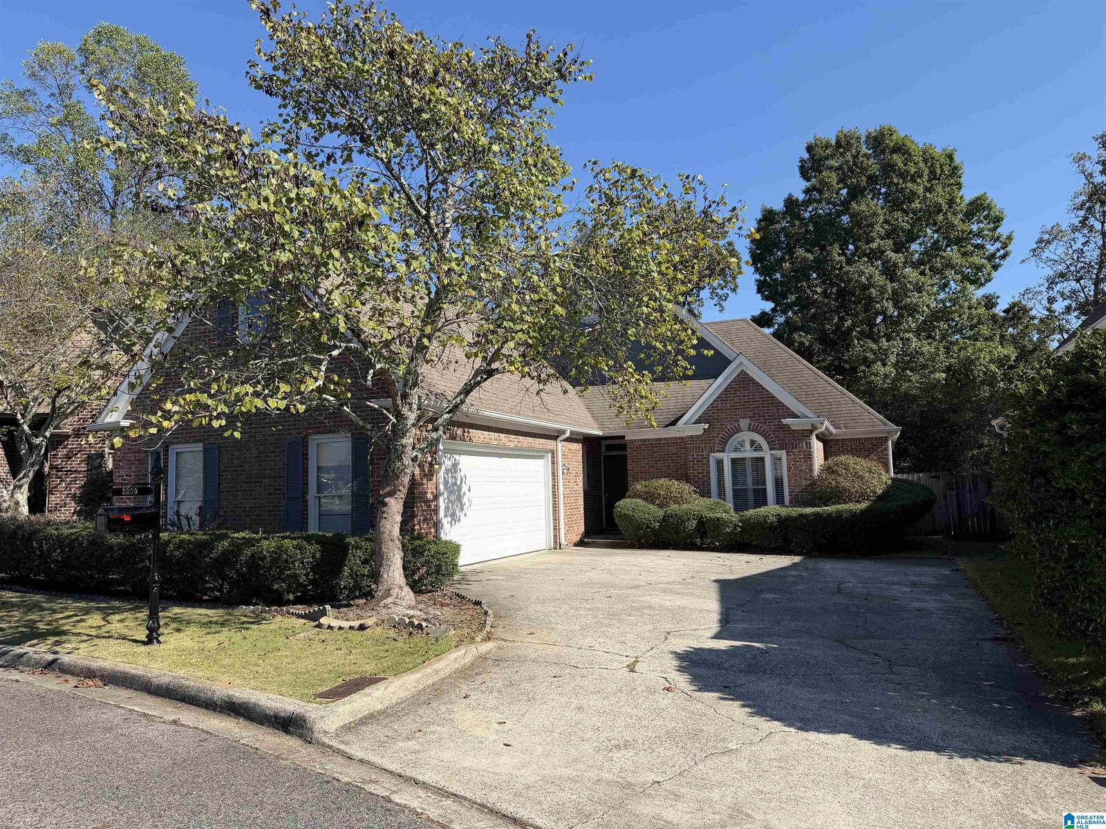 Property Photo:  2209 Sterling Ridge Circle  AL 35216 
