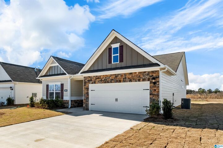 Property Photo: 9249 Milford Drive AL 35091