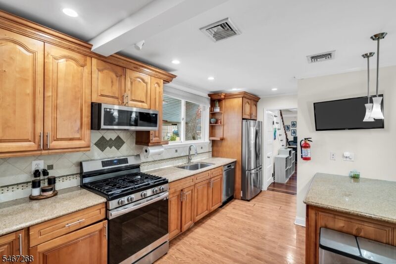 Property Photo:  18 Belle Terre Rd  NJ 07052 