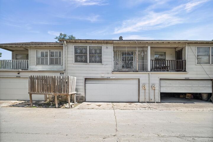 Property Photo:  5618 Easthampton Drive C  TX 77039 