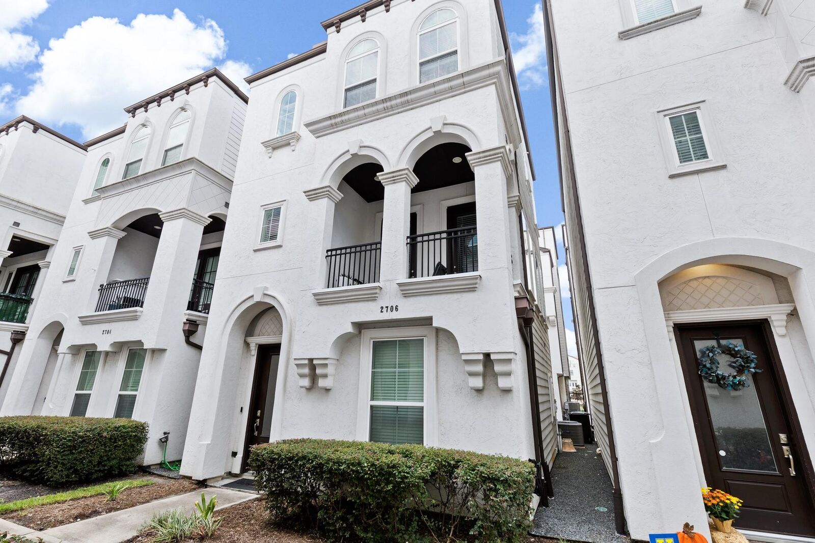 Property Photo: 2706 Freund Street TX 77003