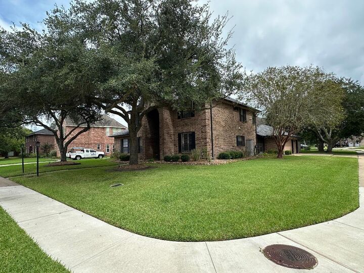 Property Photo:  308 Rosemary Lane  TX 77566 