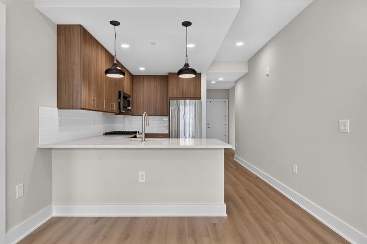 Property Photo:  72 Vroom St 606  NJ 07306 