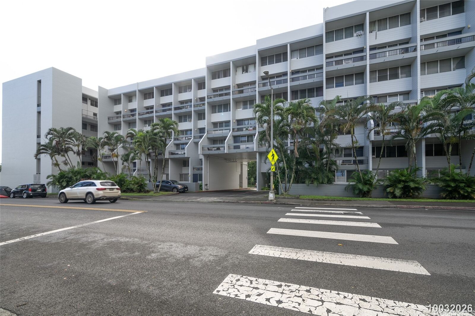 Property Photo:  46-270 Kahuhipa Street A402  HI 96744 