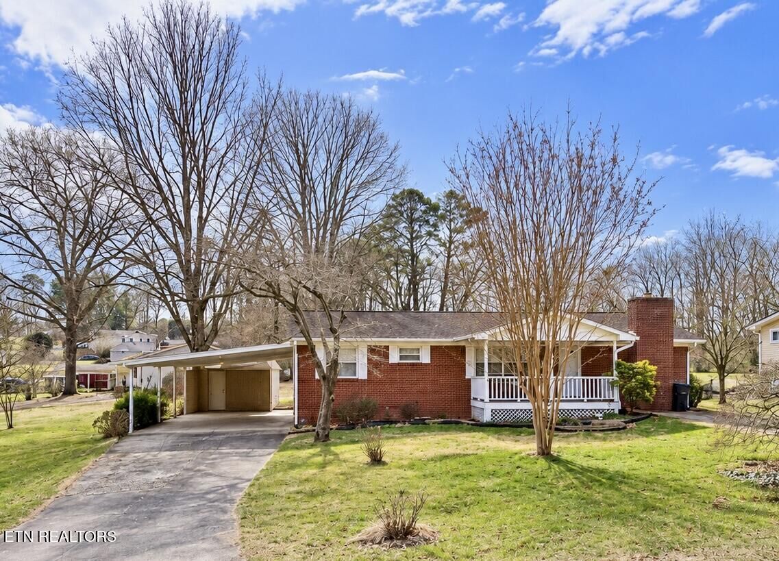 Property Photo:  5000 Fleetwood Drive  TN 37921 