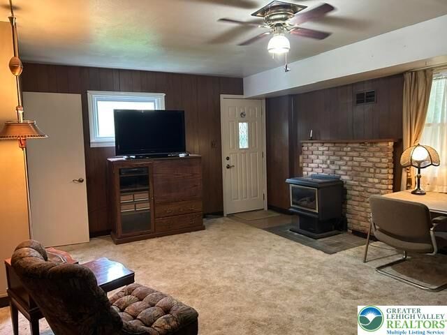 Property Photo:  2815 Hampshire Road  PA 18017 
